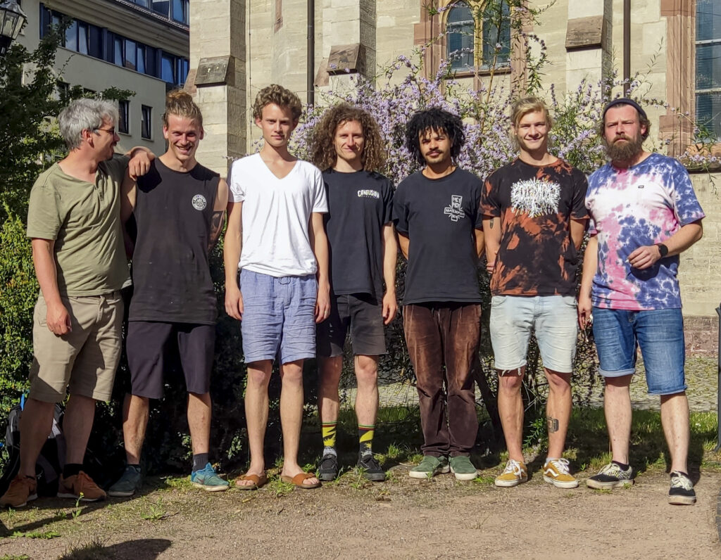 Foto vom Gründungstag am 11. Juni 2022 mit allen Gründungsmitgliedern. V.l.n.r: Mario, Nino, Wenzel, Herrmann, Fifty, Luca, Buschi